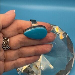 Elegant Teardrop Silver Turquoise adjustable ring